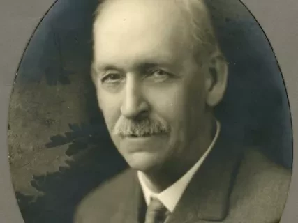 Burton photo