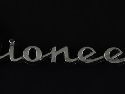 Emblem, Automotive
