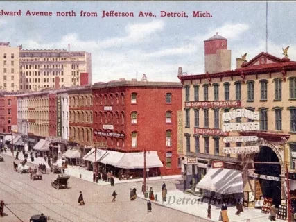 Postcard - Woodward Avenue north from Jefferson, Ave., Detroit, Mich.