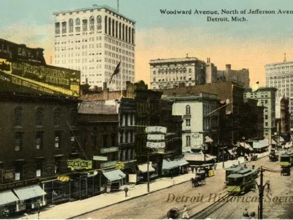 Postcard - Woodward Avenue, North of Jefferson Avenue, Detroit, Mich.