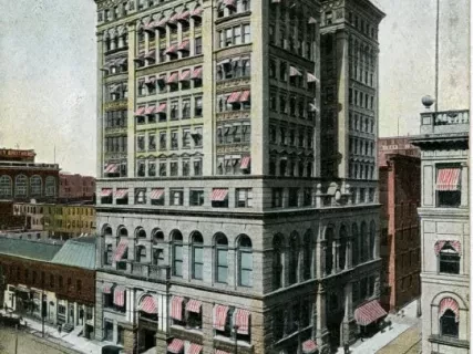 Postcard - Chamber of Commerce, Detroit, Mich.
