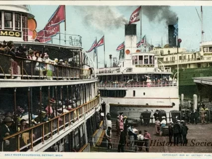 Postcard - Daily River Excursions, Detroit, Mich.