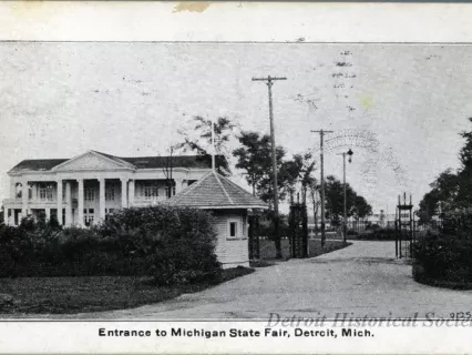 Postcard - Entrance to Michigan State Fair, Detroit, Mich. - Entrance to Michigan State Fair, Detroit, Mich.