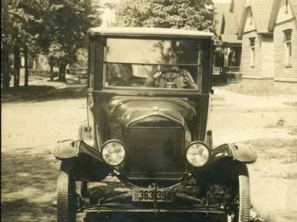 Postcard, Picture