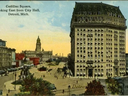 Postcard - Cadillac Square, looking east from City Hall, Detroit, Mich