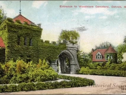 Postcard - Entrance to Woodmere Cemetery, Detroit, Mich.