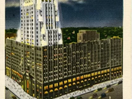 Postcard - Fisher Building by Illumination, Detroit, Mich.
