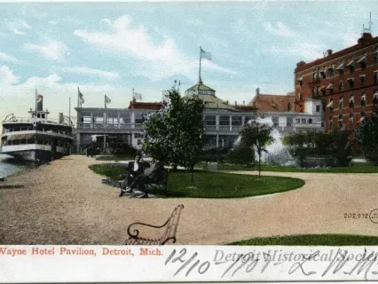 Postcard - Wayne Hotel Pavilion, Detroit, Mich.