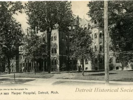 Postcard - Harper Hospital, Detroit, Mich.
