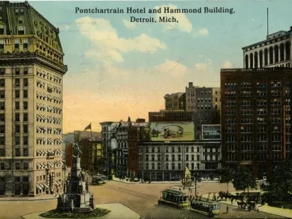 Postcard - Pontchartrain Hotel and Hammond Building, Detroit, Mich.