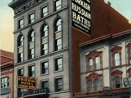 Postcard - Oriental Hotel, Detroit, Mich.