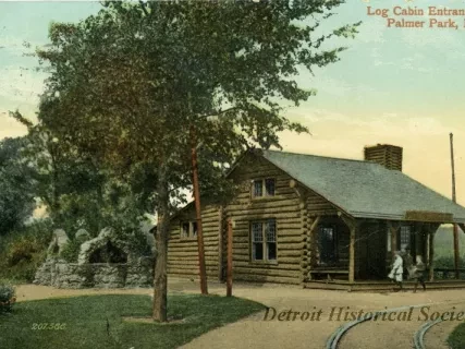 Postcard - Log Cabin Entrance, Palmer Park, Detroit, Mich.