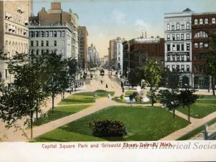 Postcard - Capitol Square Park and Griswold Street. Detroit, Mich.