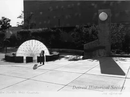 Print, Photographic - New Center Park Fountain