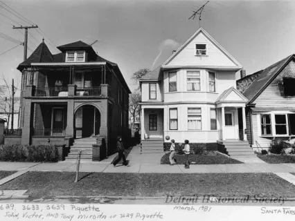 Print, Photographic - 3629, 3633, 3639 Piquette