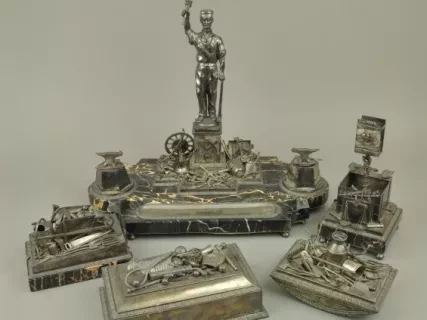Desk Set