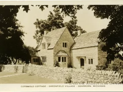 Postcard - Cotswold Cottage - Greenfield Village - Dearborn, Michigan