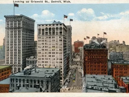 Postcard - Looking up Griswold St., Detroit, Mich.