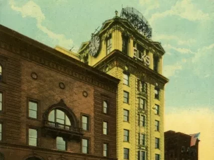 Postcard - Temple Theatre and Elks' Temple, Detroit, Mich.