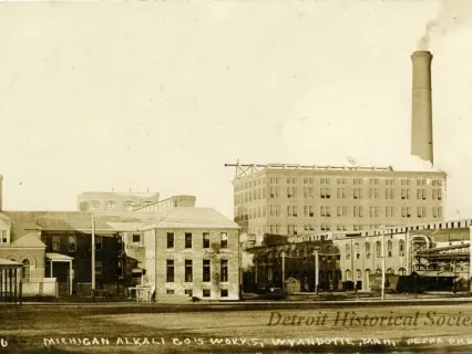 Postcard - Michigan Alkali Co's Works, Wyandotte, Mich.