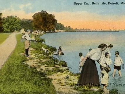 Postcard - Upper End, Belle Isle, Detroit, Mich.