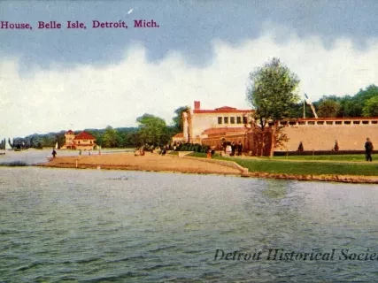 Postcard - Bath House, Belle Isle, Detroit, Mich.