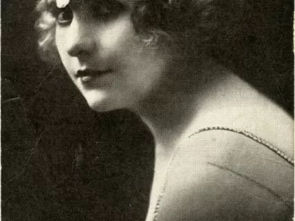 Program, Theater