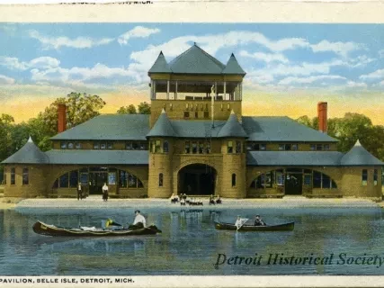 Postcard - Pavilion, Belle Isle, Detroit, Mich.