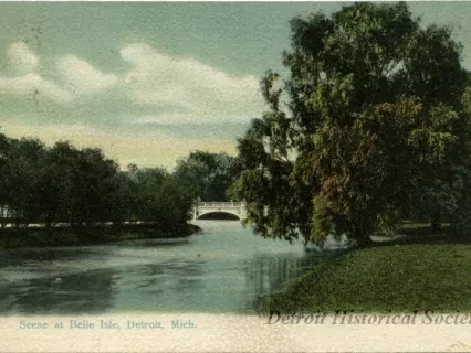 Postcard - Scene at Belle Isle, Detroit, Mich.