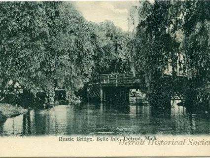Postcard - Rustic Bridge, Belle Isle, Detroit, Mich.