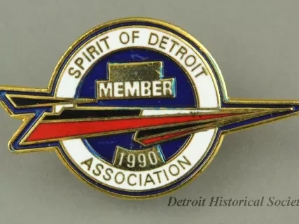 Medal, Pin