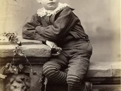 Photograph, Cabinet