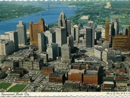 Postcard - International Border City