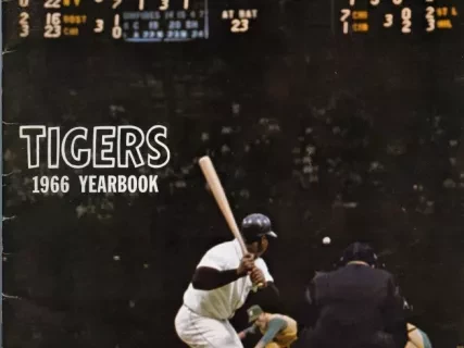 Yearbook - Detroit Tigers 1966 Official Yearbook