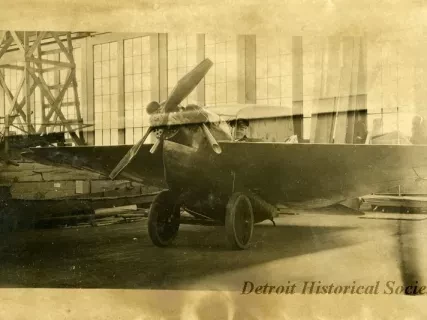Postcard, Picture