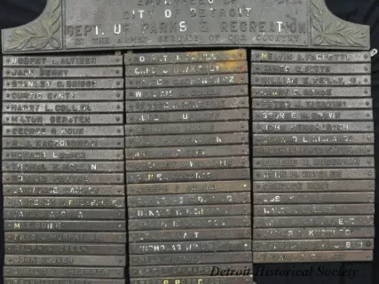Plaque