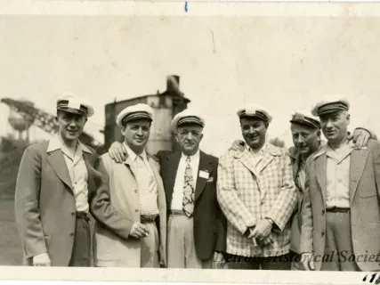 Postcard, Picture