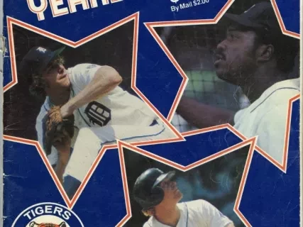 Yearbook - 1977 Detroit Tigers Yearbook