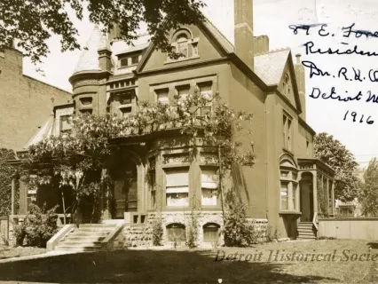 Postcard, Picture