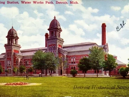 Postcard - Pumping Station, Water Works Park, Detroit, Mich.