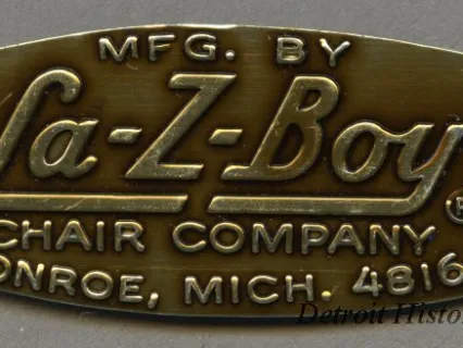 Tag, Merchandise