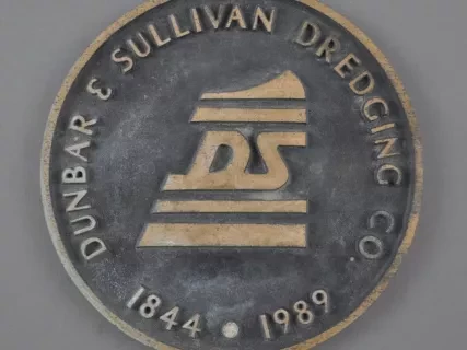 Plaque