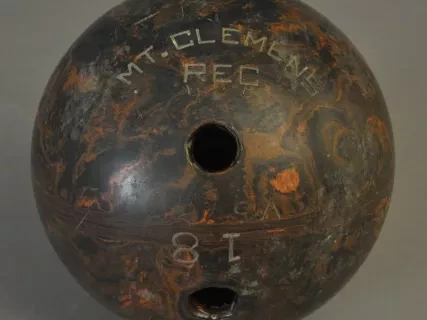 Ball, Bowling