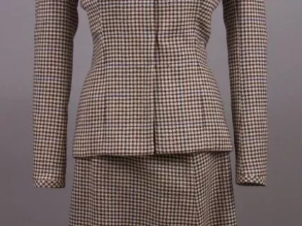 Suit