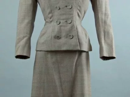 Suit
