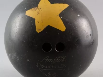 Ball, Bowling