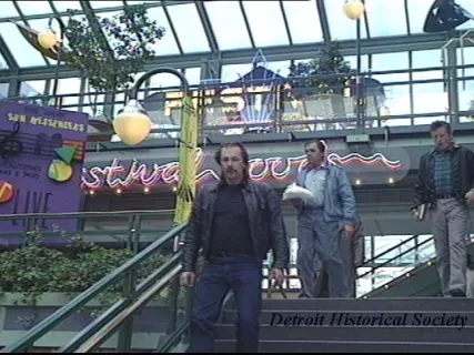 U-Matic - City Shots Detroit Downtown
05-08-89
Tape 1