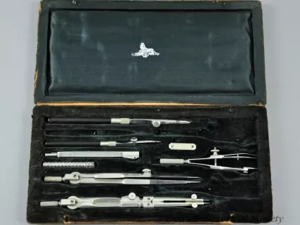 Set, Drafting