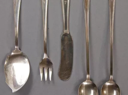 Set, Tableware