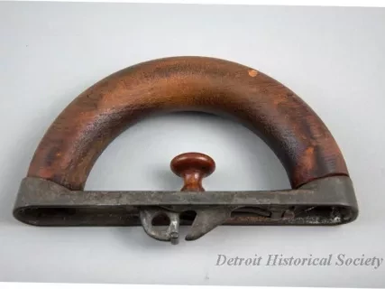 Handle
